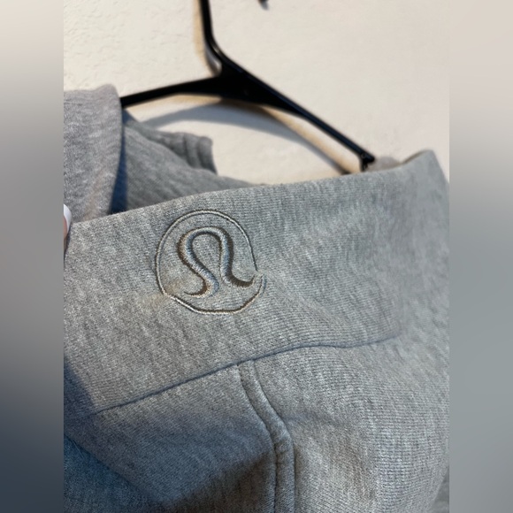 Lululemon Scuba Oversized Half-Zip Hoodie - Picture 4 of 5